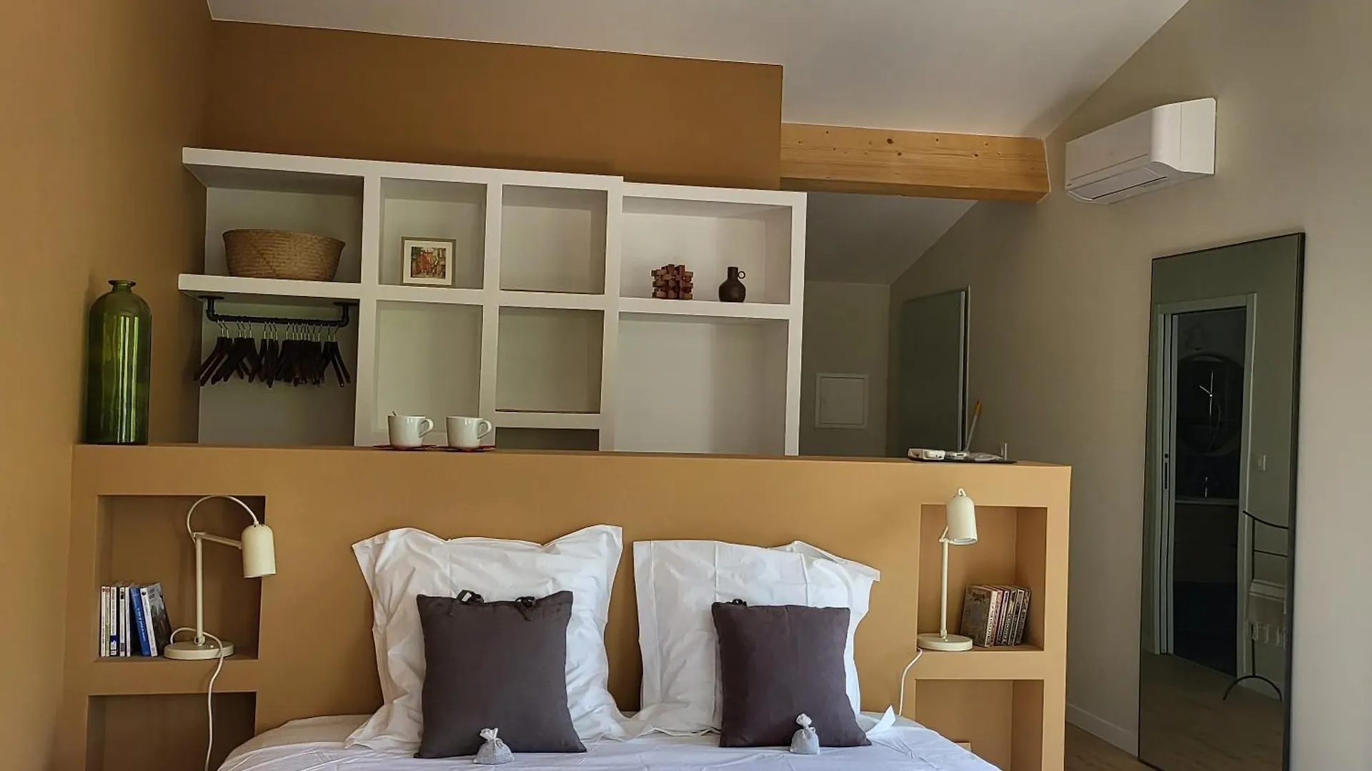 Villa Helene Aix-en-Provence Bed & Breakfast
